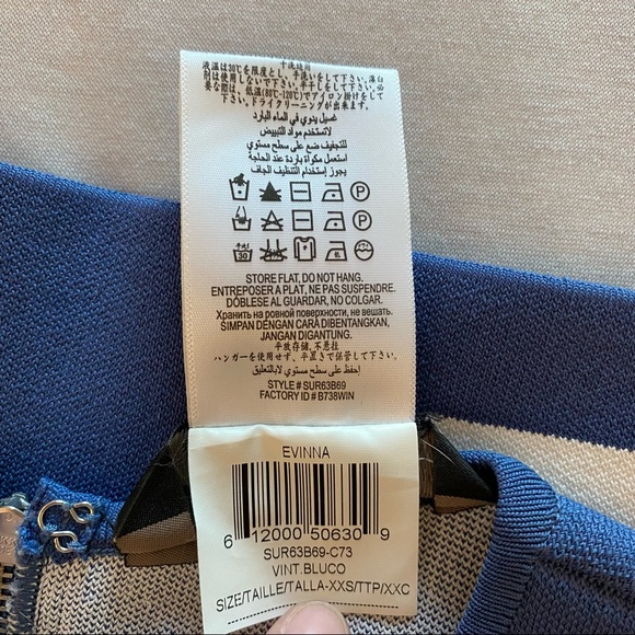 BCBGMaxAzaria | Evinna Geometric Bodycon Dress - Blue / White | Size XXS - Picture 11 of 14